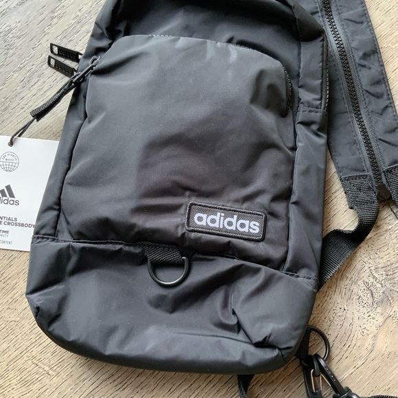 NWT❤️ Adidas Black Convertible Crossbody Bag - Picture 6 of 10